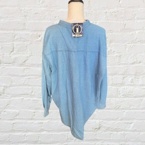I A.M. Blue Denim Long Sleeve Blouse with Silver Buttons in Size 2X  NWT - Picture 3 of 4
